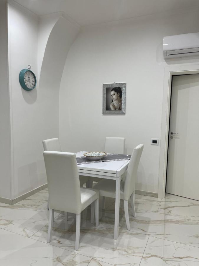 Partenope&Ulisse House Napoli Exterior foto